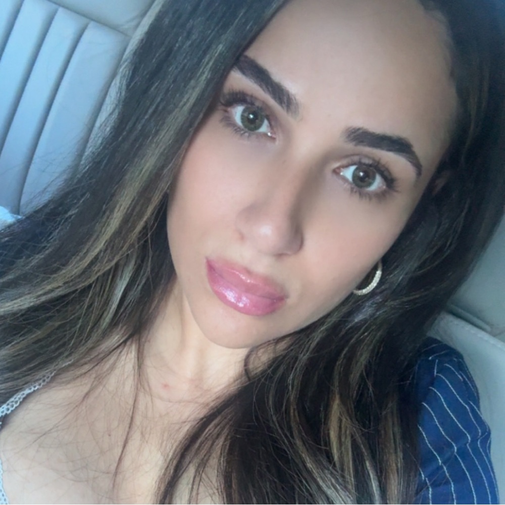 Meet your Posher, Sasha